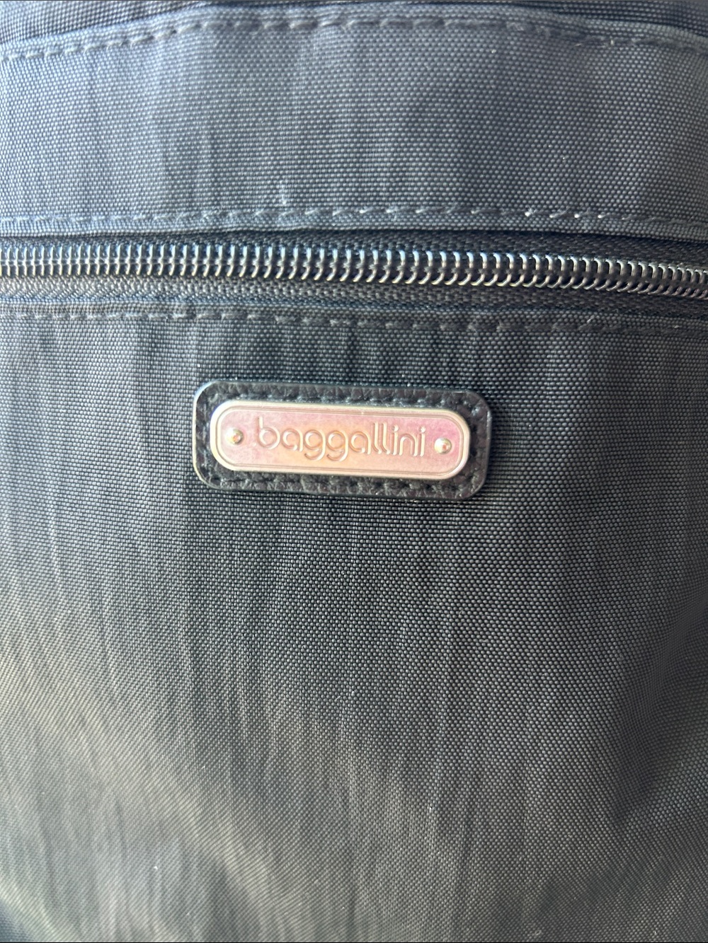 Baggallini overnight expandable weekender tote bag - Picture 4 of 11